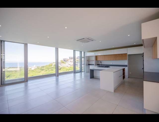 4 BEDROOM TOWNHOUSE FOR SALE IN LA LUCIA RIDGE
